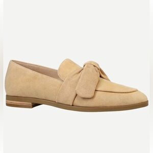Pelle Moda Beige Loafers with Bow Detail